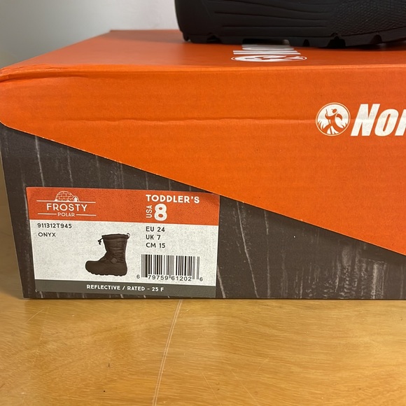 north side boys thinsulate winter boots - Picture 10 of 11